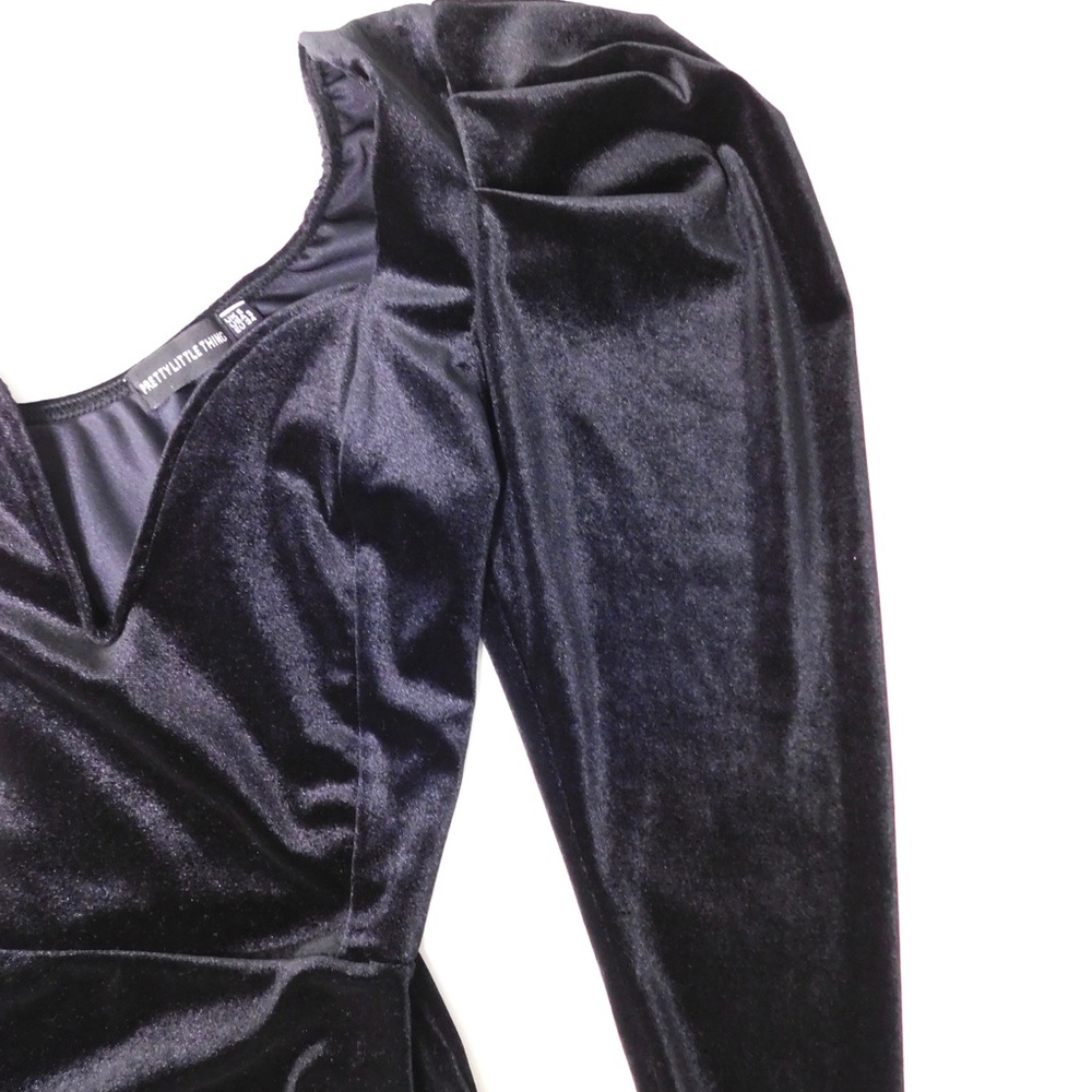 Black Half Long- Sleeve Bodysuit ( Small) - Picture 5 of 6